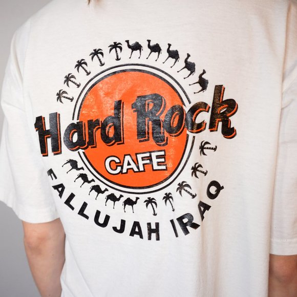 VINTAGE Hard Rock Cafe Fallujah Iraq White Tee - Picture 5 of 8
